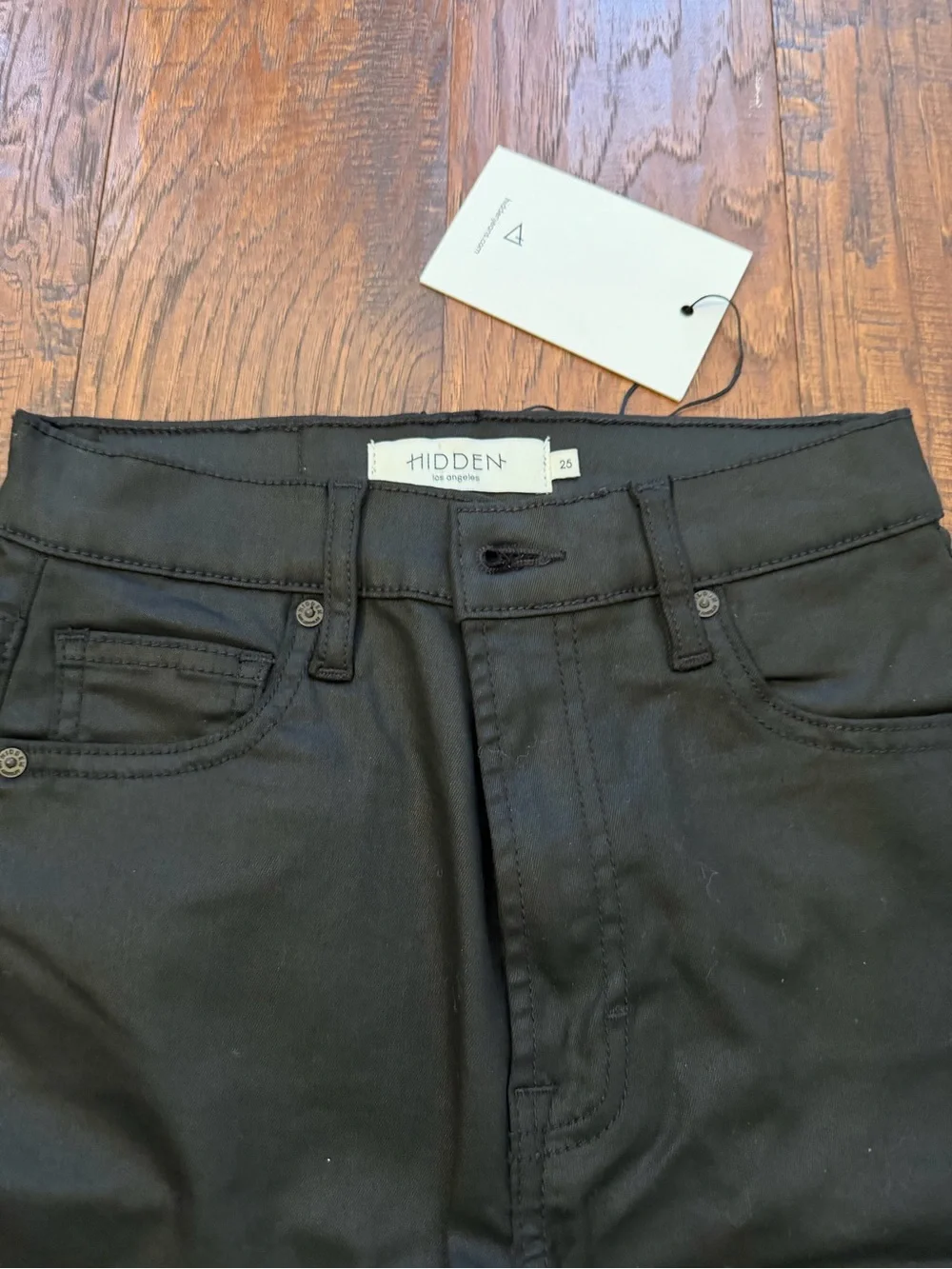 NWT Hidden Logan High Rise Dad Stretch Jeans